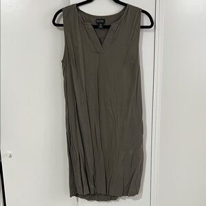 Nichole Miller Olive Sleeveless Midi Dress size 10